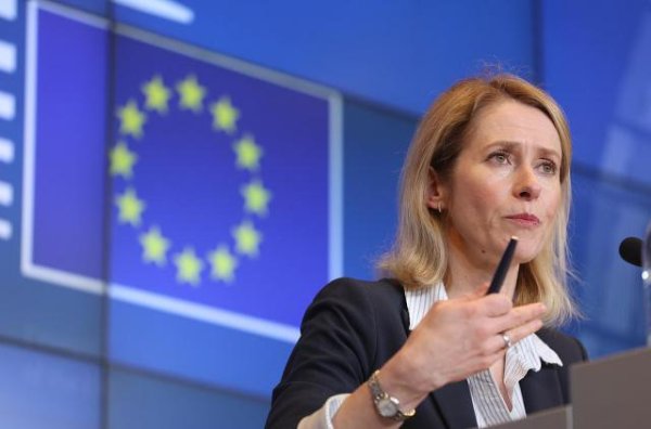 证配所 欧盟计划在10月完成向乌克兰交付200万发炮弹的目标